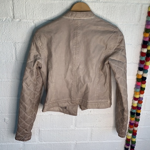 Free People Leather Vegan Pink Taupe Zip Up Moto Jacket sz 2 - Picture 6 of 7